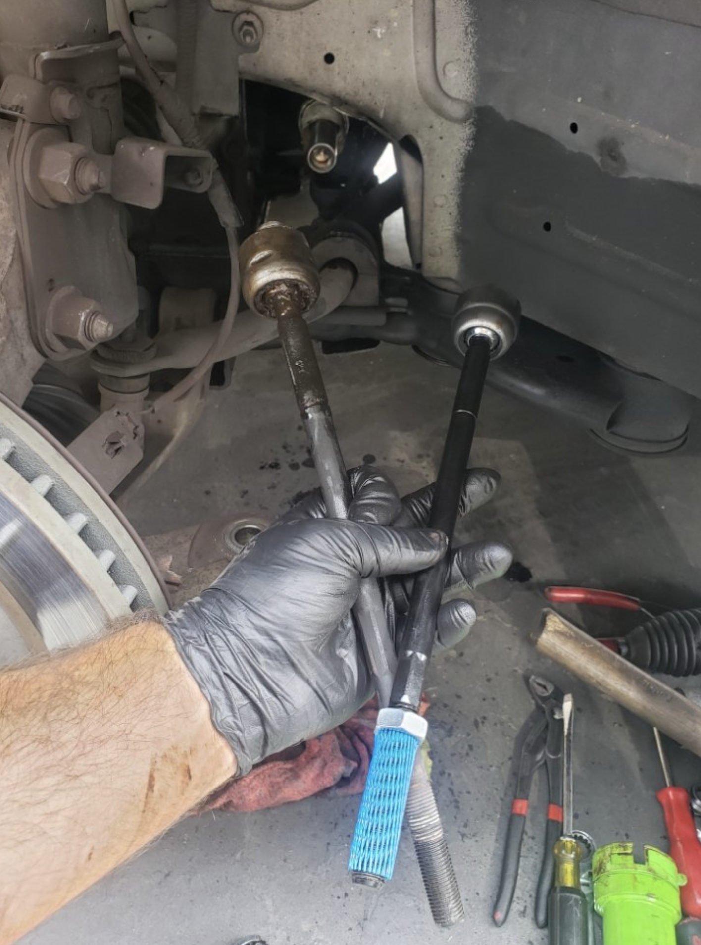 this image shows mechanic in Birmingham, AL